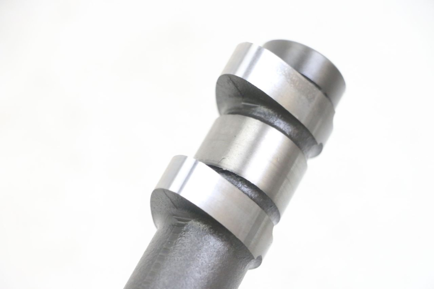 photo de EINLASSNOCKENWELLE HONDA CB R 1000 (2018 - 2023) - Technische Nahaufnahme