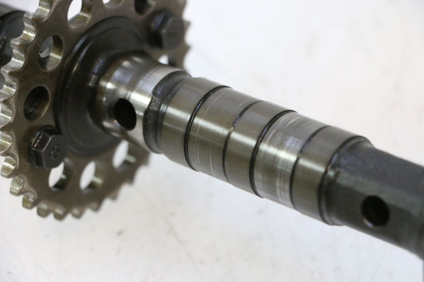 photo de EINLASSNOCKENWELLE YAMAHA YZF R GENESIS 750 (1993 - 1998) - Oberflächenzustand und Material