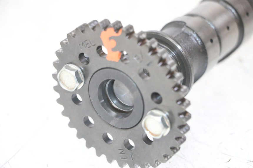 photo de AUSLASSNOCKENWELLE HONDA CB R 1000 (2018 - 2023) - Hochauflösende Nahaufnahme