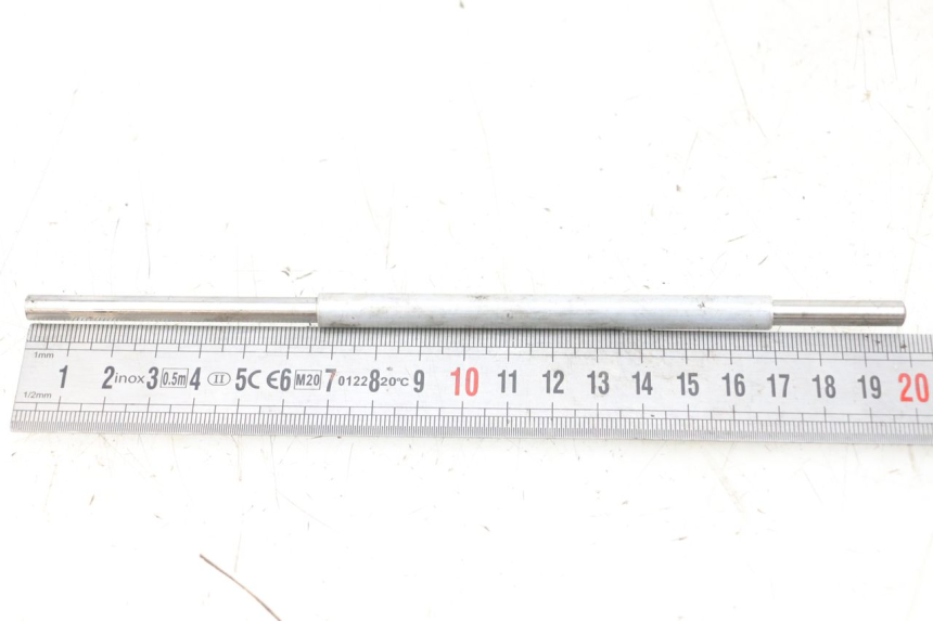 photo de KUPPLUNGSWELLE HYOSUNG GV AQUILA 125 (2000 - 2009) - Zoom auf Gebrauchszustand