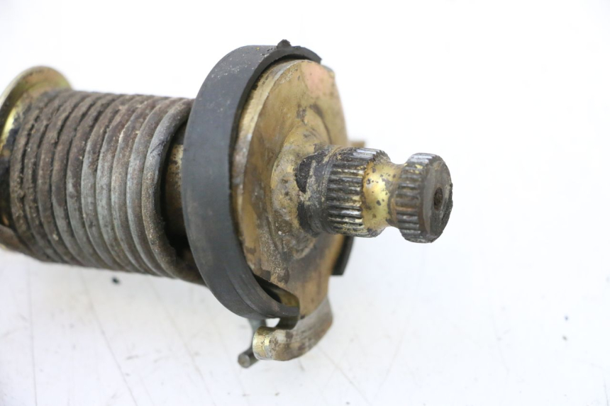 photo de KICKSTARTERWELLE PEUGEOT 103 SPX CLIP 50 (1989 - 1992) - Technische Nahaufnahme