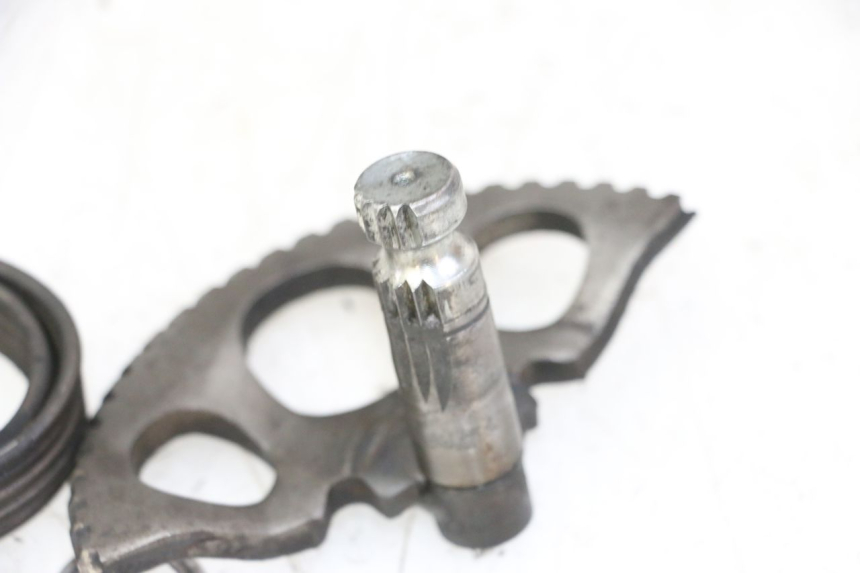 photo de KICKSTARTERWELLE PIAGGIO LIBERTY 4T 50 (2009 - 2015) - Detailansicht des Bauteils