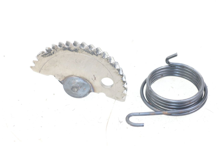 photo de KICKSTARTERWELLE BAOTIAN TRAVEL SPIRIT 50 (2010 - 2012) - Detailansicht des Bauteils