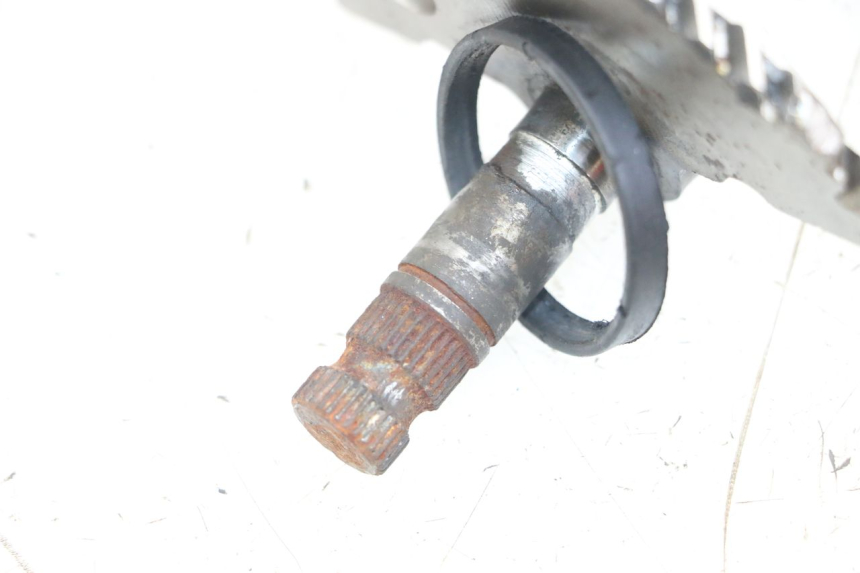 photo de KICKSTARTERWELLE BAOTIAN TRAVEL SPIRIT 50 (2010 - 2012) - Zoom auf Gebrauchszustand