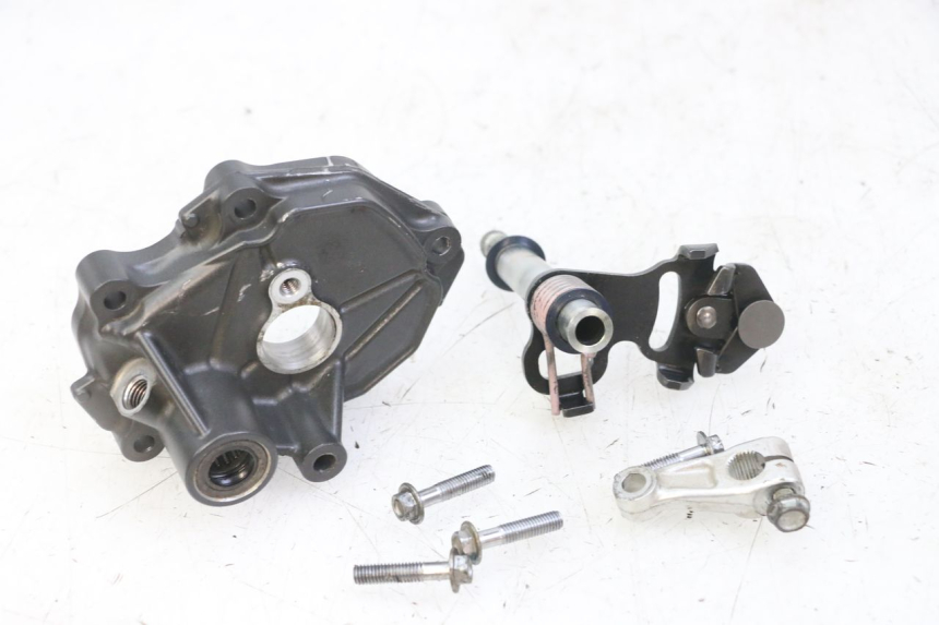 photo de ANTRIEBSWELLE HONDA CB R 1000 (2018 - 2023) - Details der Befestigungspunkte