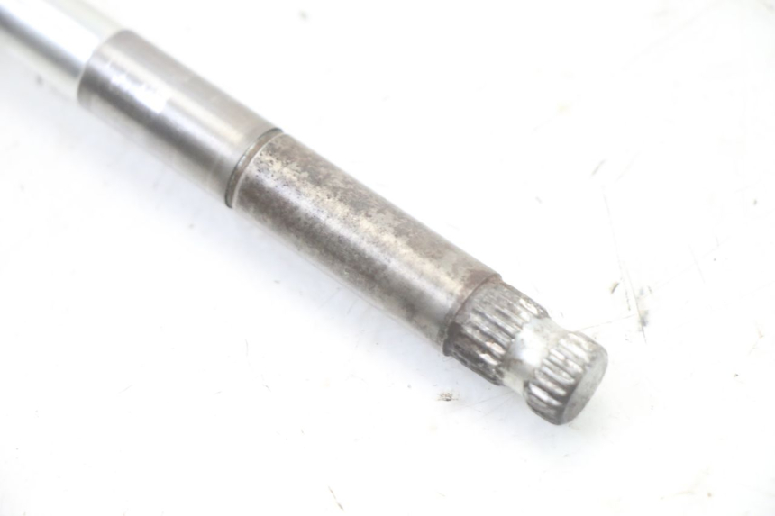 photo de ANTRIEBSWELLE SUZUKI GSF S BANDIT 600 (2000 - 2004) - Technische Nahaufnahme