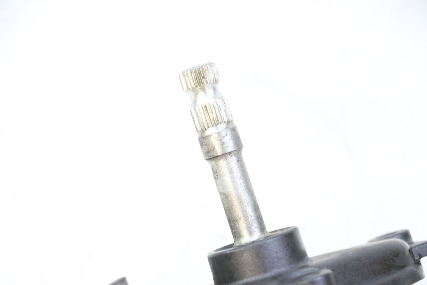 photo de ANTRIEBSWELLE YAMAHA FZ6 FAZER S2 600 (2007 - 2011) - Technische Nahaufnahme