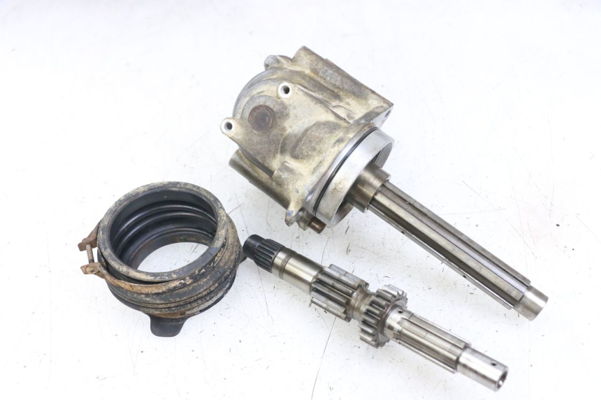 photo de ANTRIEBSWELLE HONDA TRX 300 (1988 - 2000) - Technische Nahaufnahme