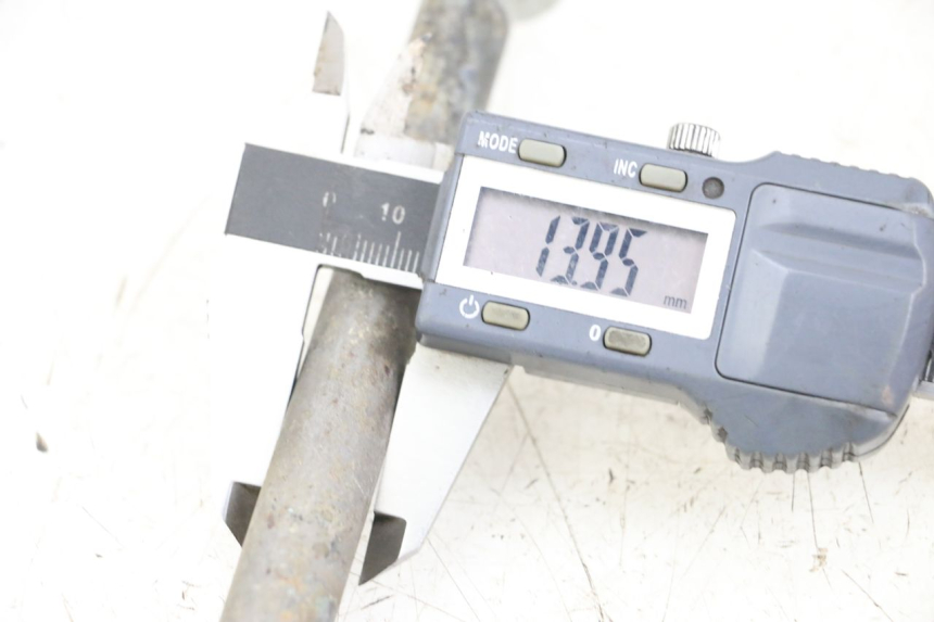 photo de Schwingenachse HYOSUNG GV AQUILA 125 (2000 - 2009) - Detailansicht des Bauteils