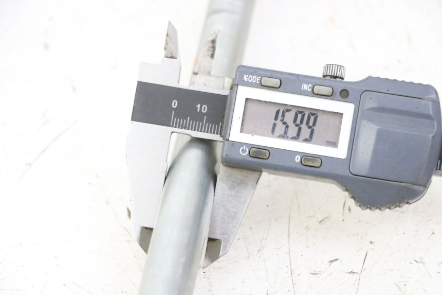 photo de SCHWINGENACHSE YAMAHA FJ 36Y 1100 (1984 - 1985) - Alternative Perspektive