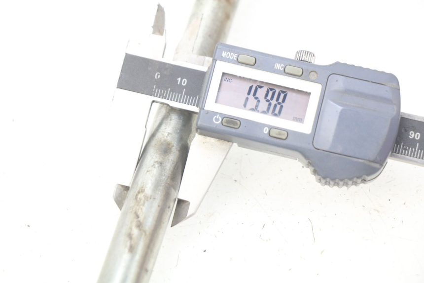 photo de SCHWINGARMACHSE YAMAHA FJ 3CX 1200 (1986 - 1996) - Detailansicht des Bauteils