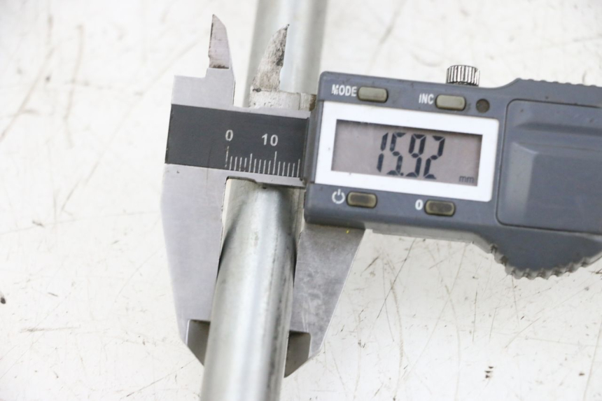 photo de SCHWINGENACHSE KAWASAKI GPZ RX 1000 (1986 - 1988) - Detailansicht des Bauteils