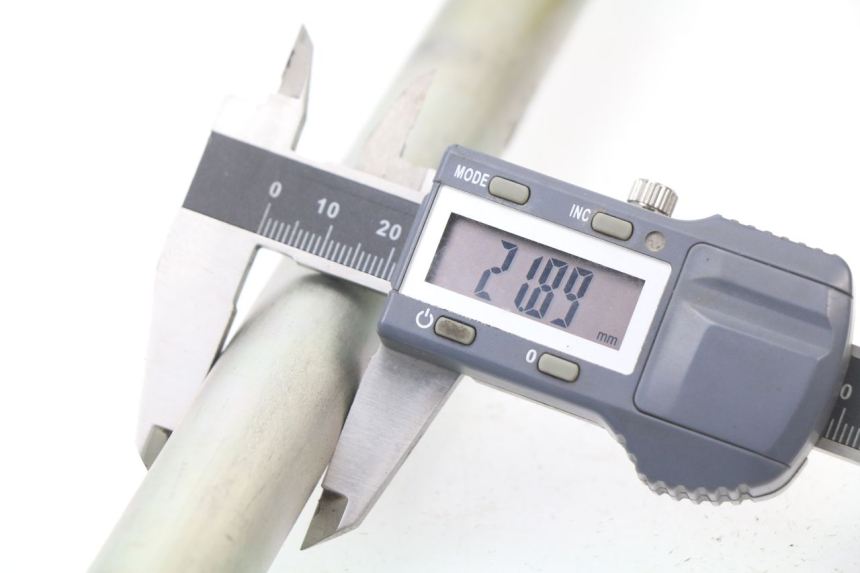 photo de SCHWINGENACHSE SUZUKI GSX-R GSXR 600 (2008 - 2010) - Alternative Perspektive