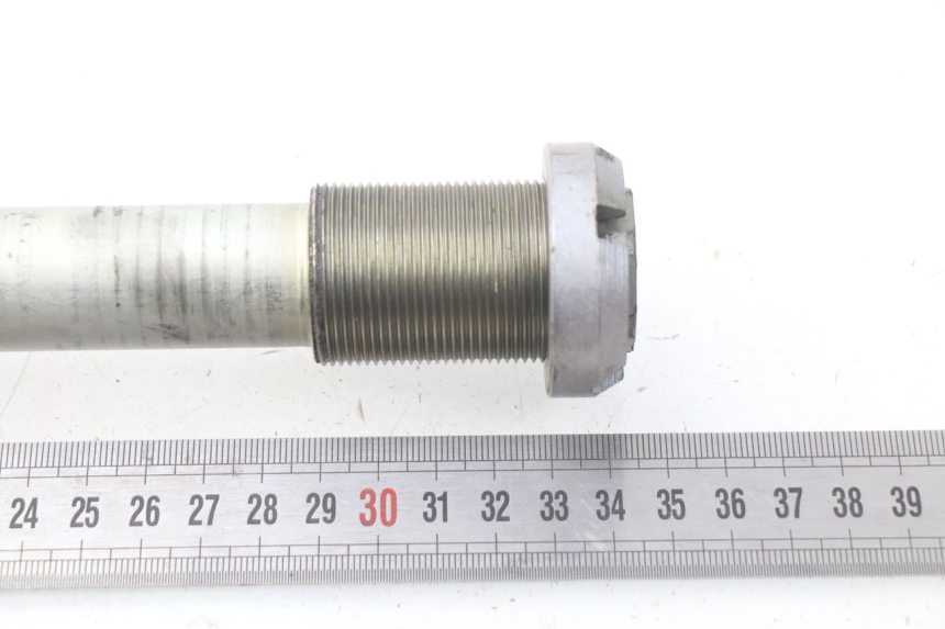 photo de SCHWINGENACHSE SUZUKI GSX-R GSXR 600 (2001 - 2003) - Detailansicht des Bauteils