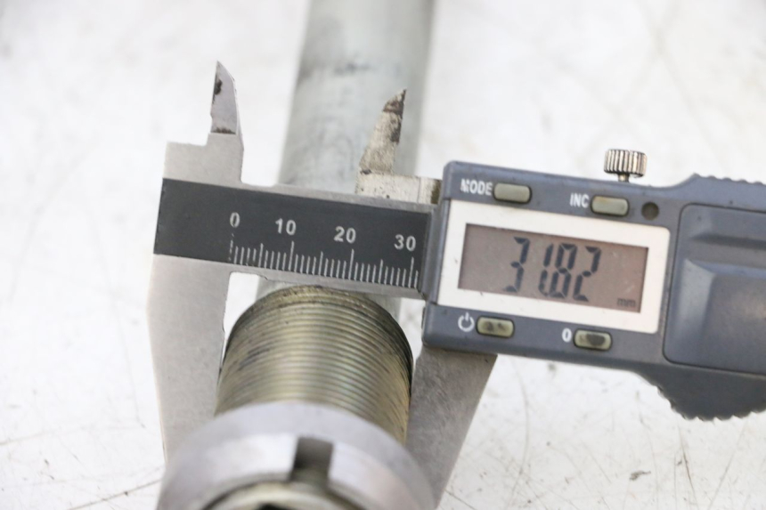 photo de SCHWINGENACHSE SUZUKI GSXR GSX-R 1000 (2003 - 2004) - Alternative Perspektive