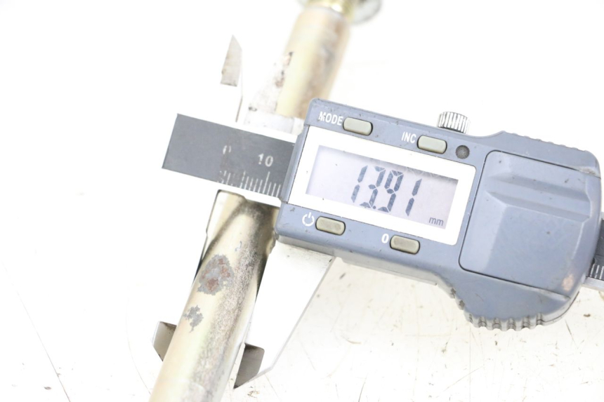 photo de SCHWINGENACHSE HYOSUNG GTR 125 (2006 - 2008) - Detailansicht des Bauteils