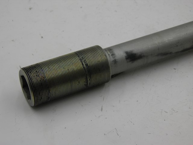 photo de SCHWINGENACHSE KAWASAKI Z 750 (2003 - 2006) - Detailansicht des Bauteils