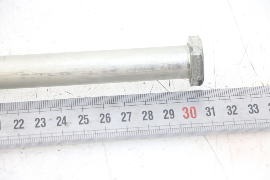 photo de SCHWINGARMACHSE YAMAHA MT-07 MT07 ABS 700 (2014 - 2017) - Detailansicht des Bauteils