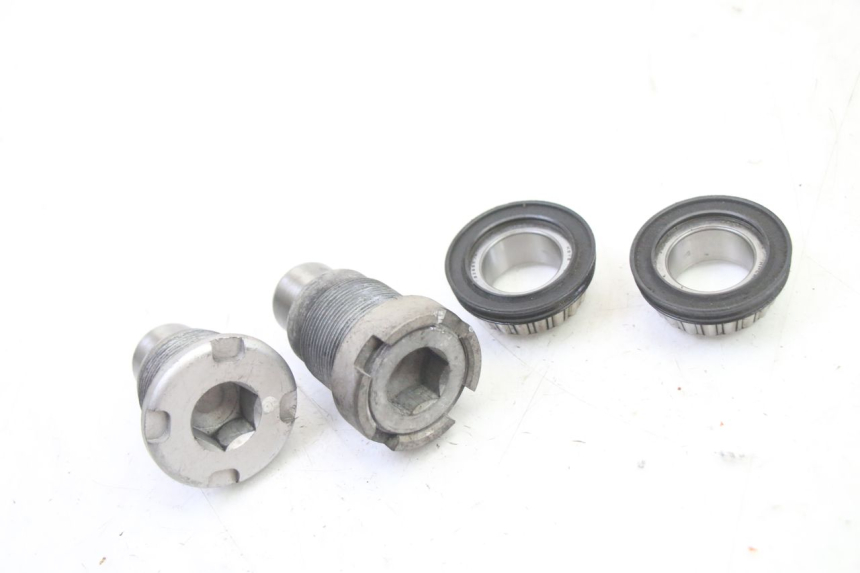 photo de SCHWINGENACHSE HONDA ST PAN EUROPEAN 1300 (2002 - 2013) - Hauptansicht