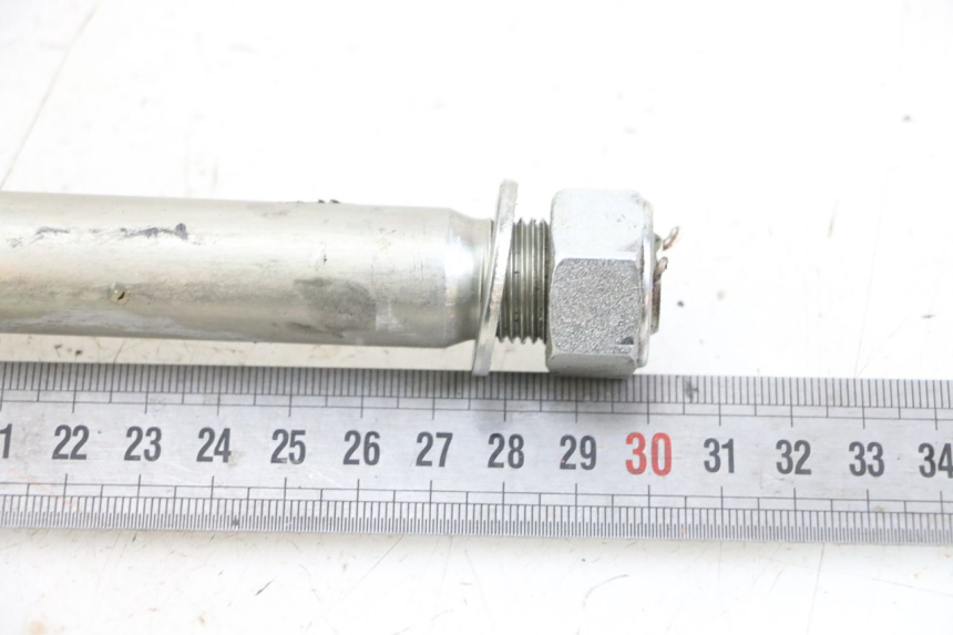 photo de SCHWINGENACHSE SUZUKI GSR 750 (2011 - 2017) - Alternative Perspektive