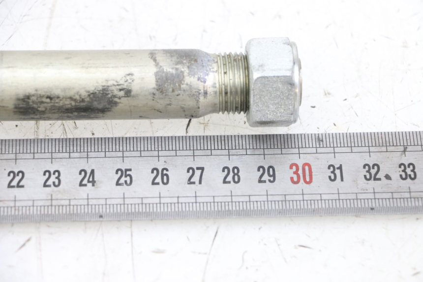 photo de SCHWINGARMACHSE SUZUKI GSX F GSXF 650 (2007 - 2015) - Zoom auf Gebrauchszustand