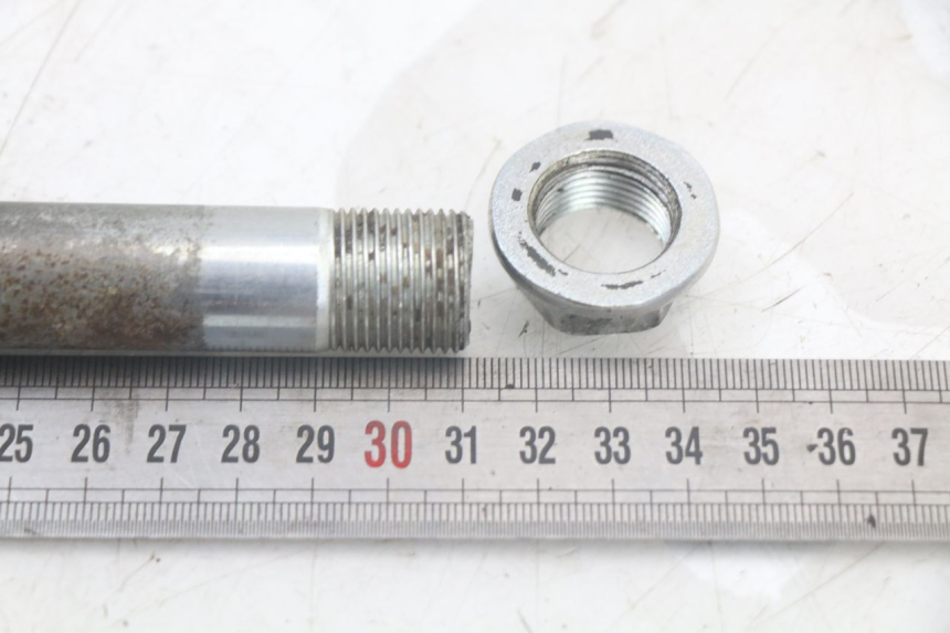 photo de SCHWINGARMACHSE KAWASAKI VERSYS ABS 650 (2015 - 2018) - Zoom auf Gebrauchszustand