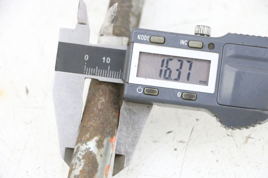 photo de SCHWINGENACHSE YAMAHA YFM R RAPTOR 250 (2008 - 2014) - Detailansicht des Bauteils