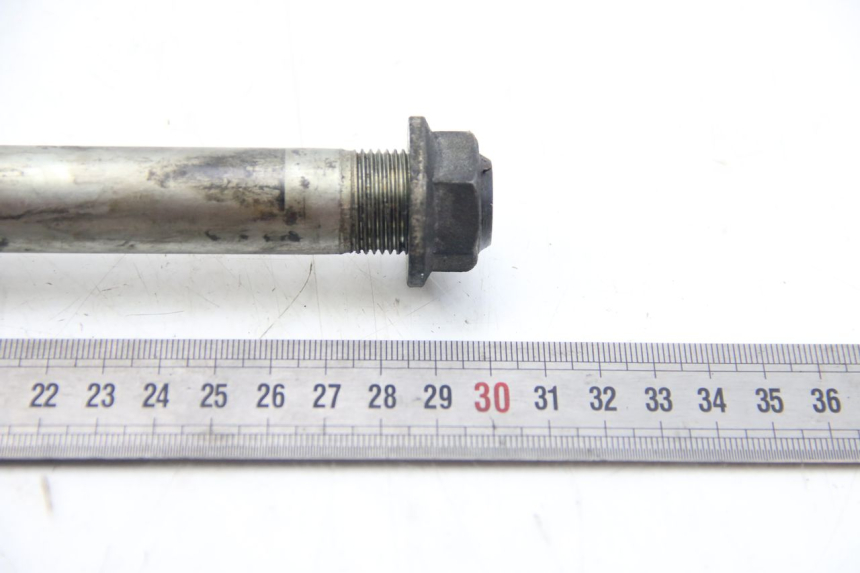 photo de SCHWINGARMACHSE KAWASAKI ZX-6R ZX6R 600 (1995 - 1997) - Technische Nahaufnahme