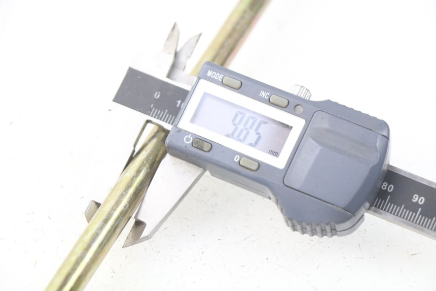 photo de SCHRAUBEN MOTOR KYMCO AGILITY CITY 4T 50 (2008 - 2016) - Detailansicht des Bauteils