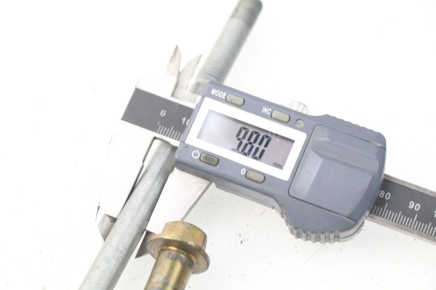 photo de SCHRAUBEN MOTOR MV AGUSTA BRUTALE R WALLY 910 (2008 - 2008) - Zoom auf Gebrauchszustand