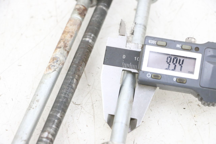 photo de SCHRAUBEN MOTOR SUZUKI BURGMAN 650 (2013 - 2020) - Detailansicht des Bauteils