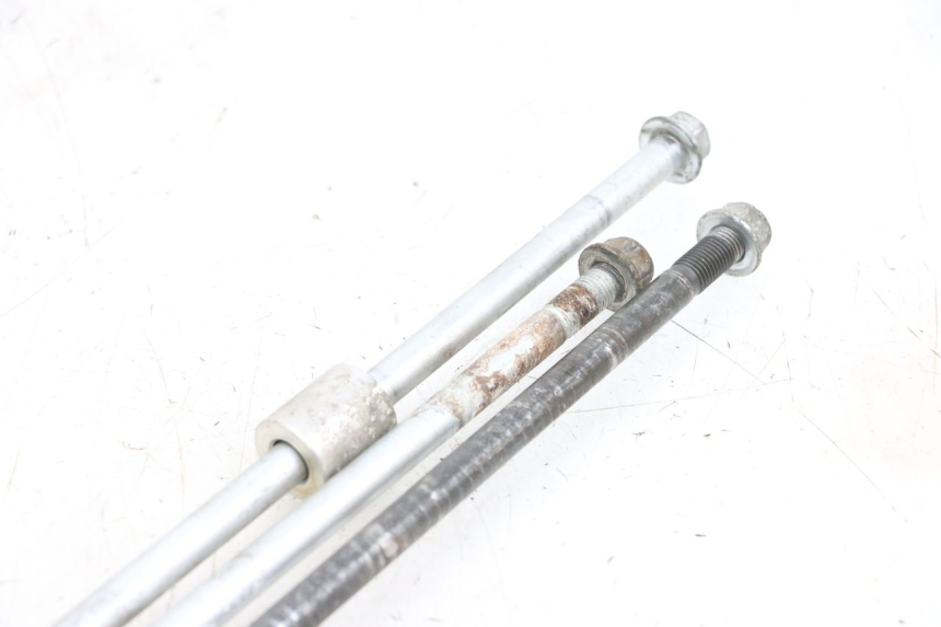 photo de SCHRAUBEN MOTOR SUZUKI BURGMAN 650 (2013 - 2020) - Details der Befestigungspunkte