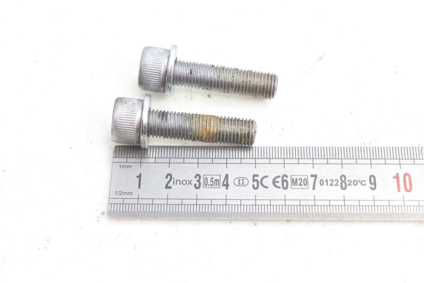 photo de SCHRAUBEN MOTOR YAMAHA FZ8 800 (2010 - 2016) - Oberflächenzustand und Material
