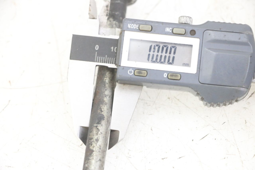 photo de MOTORACHSE SUZUKI GS GSE 500 (2001 - 2003) - Detailansicht des Bauteils