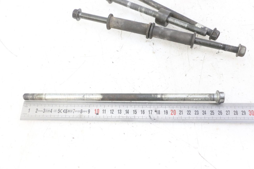 photo de MOTORACHSE SUZUKI GS GSE 500 (2001 - 2003) - Oberflächenzustand und Material