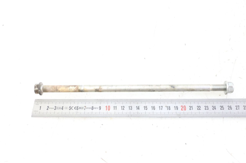 photo de SCHRAUBEN MOTOR SUZUKI GSR 750 (2011 - 2017) - Technische Nahaufnahme