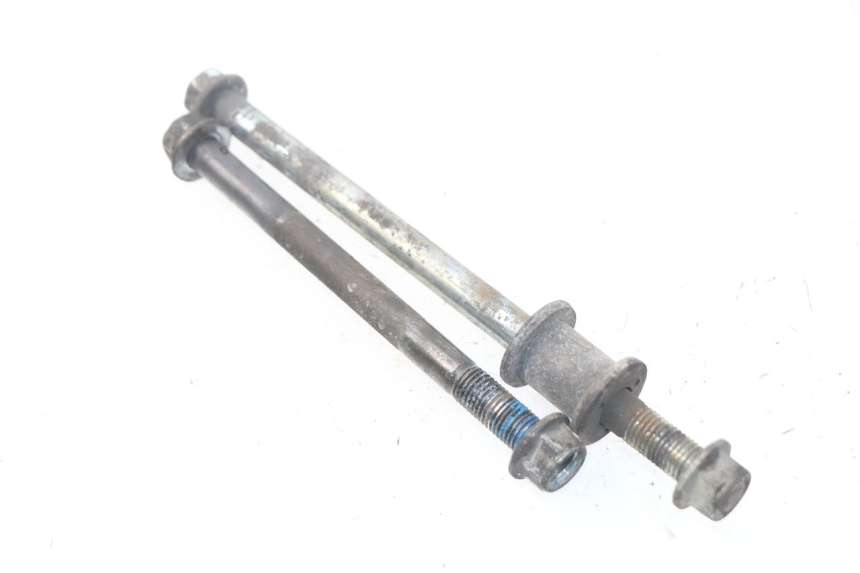 photo de SCHRAUBEN MOTOR SUZUKI GSX-F GSXF 600 (1998 - 2004) - Detailansicht des Bauteils