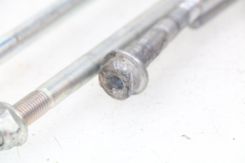 photo de SCHRAUBEN MOTOR SUZUKI GSX-R GSXR 750 (2011 - 2016) - Zoom auf Gebrauchszustand