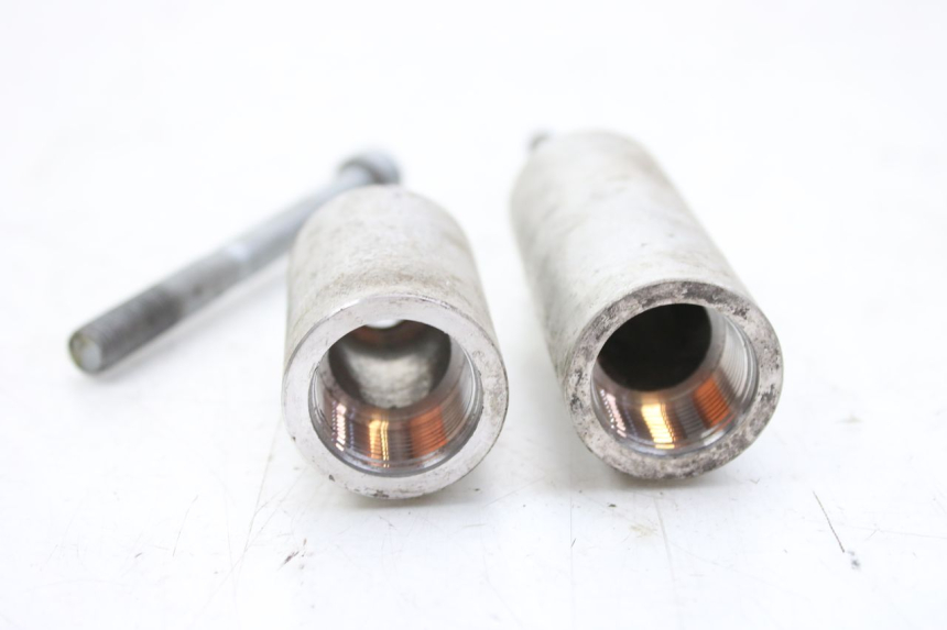 photo de SCHRAUBEN MOTOR SUZUKI SV S 650 (1999 - 2002) - Zoom auf Komponenten