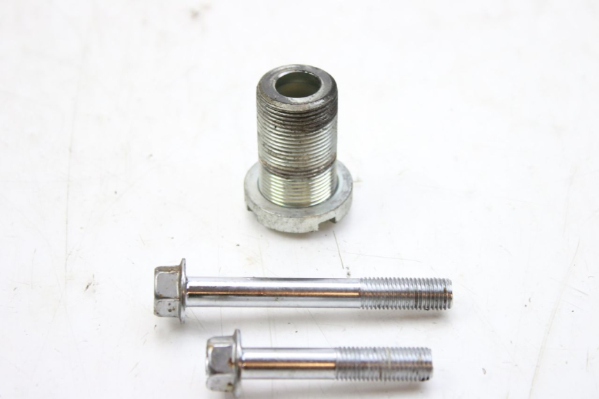 photo de SCHRAUBEN MOTOR SUZUKI SV S 650 (1999 - 2002) - Gesamtansicht des Produkts