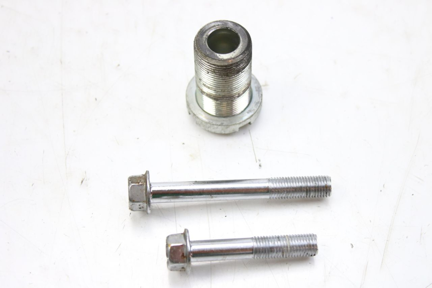 photo de SCHRAUBEN MOTOR SUZUKI SV S 650 (1999 - 2002) - Details der Befestigungspunkte