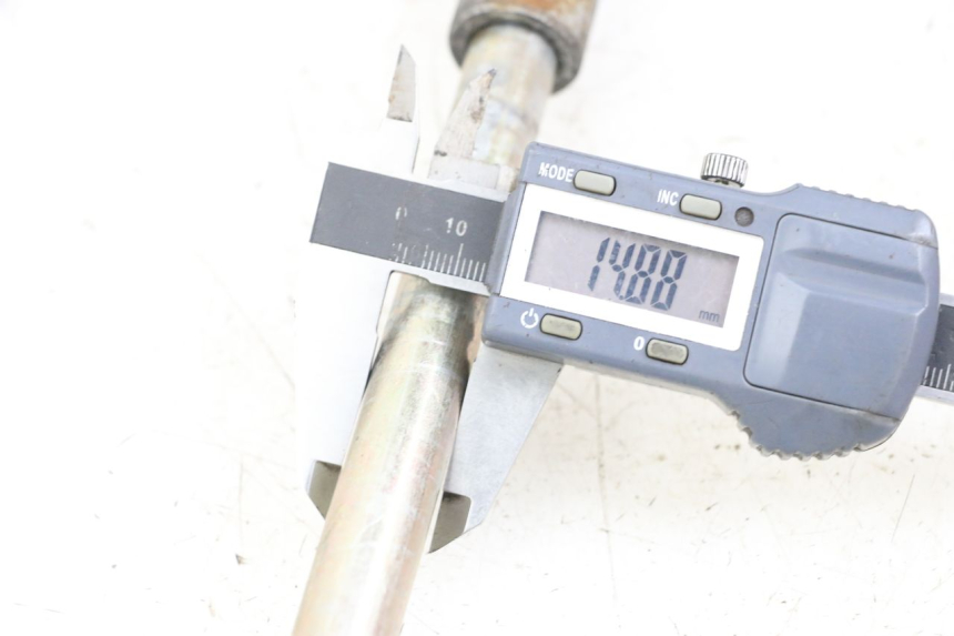 photo de HINTERRADACHSE HYOSUNG GV AQUILA 125 (2000 - 2009) - Detailansicht des Bauteils