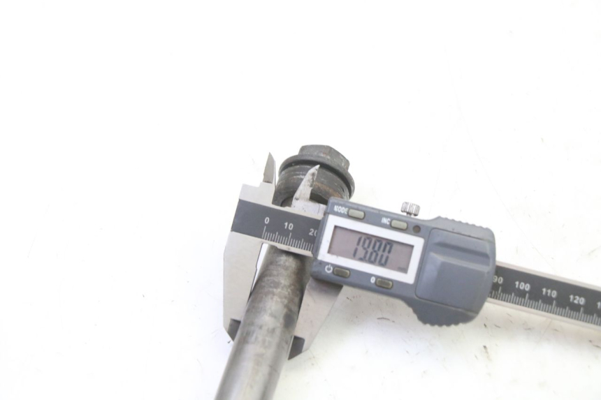 photo de HINTERRADACHSE HONDA CBR RR FIREBLADE 900 (1992 - 1994) - Technische Nahaufnahme