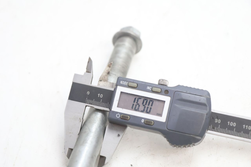 photo de HINTERRADACHSE HM HONDA CRM DERAPAGE RR 50 (2006 - 2017) - Technische Nahaufnahme