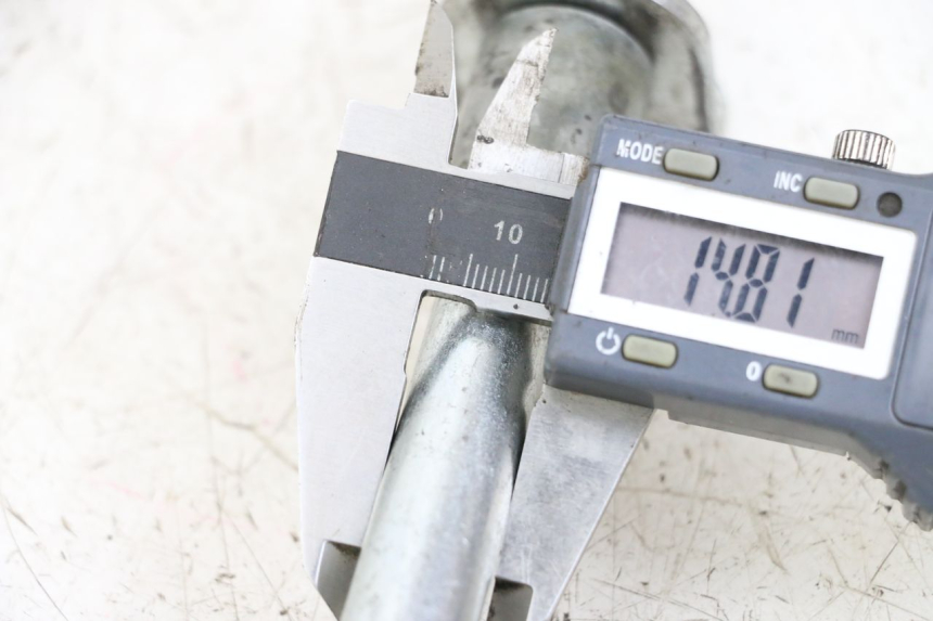 photo de HINTERRADACHSE RSR DIRT BIKE 150 - Alternative Perspektive