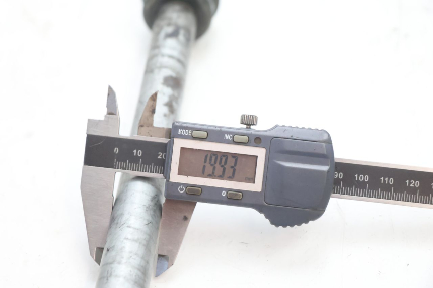 photo de HINTERRADACHSE KAWASAKI ER-6 ER6 N 650 (2005 - 2009) - Technische Nahaufnahme