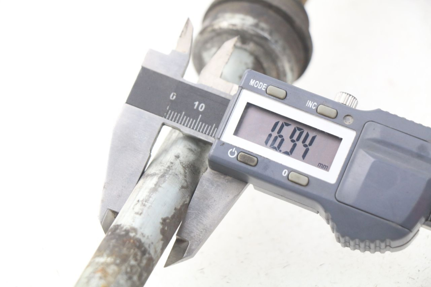 photo de HINTERRADACHSE KAWASAKI GPZ S 500 (1994 - 2005) - Detailansicht des Bauteils