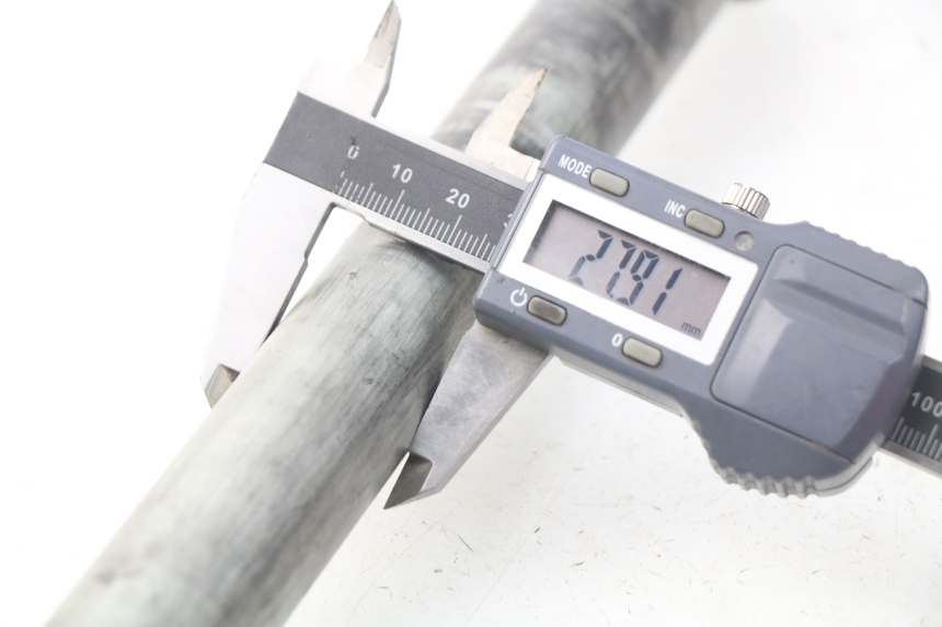 photo de HINTERRADACHSE SUZUKI GSX-R GSXR 600 (2001 - 2003) - Alternative Perspektive