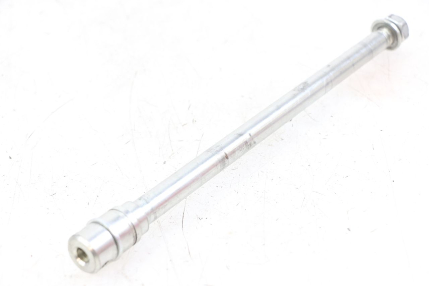 photo de HINTERRADACHSE ROYAL ENFIELD HYMALAYAN 410 (2016 - 2023) - Technische Nahaufnahme