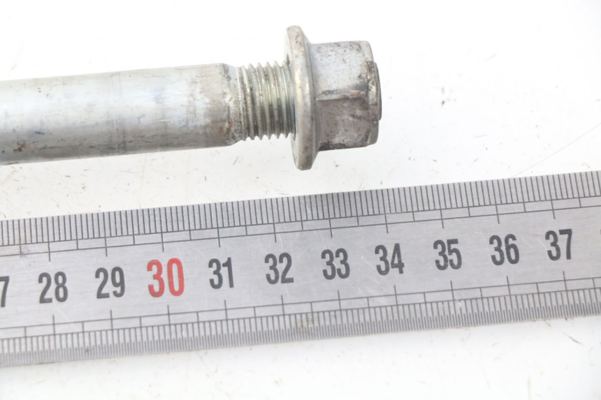 photo de HINTERRADACHSE SUZUKI RV VAN VAN 125 (2003 - 2008) - Zoom auf Gebrauchszustand